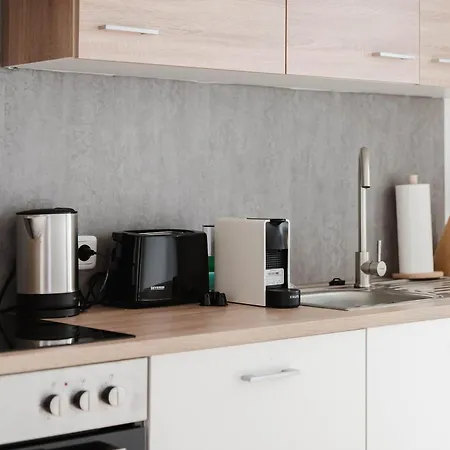 Feworld Living - Center Apartment
