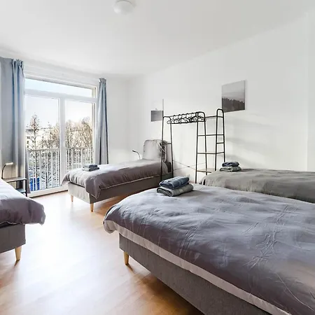 Feworld Living - Center Apartment *