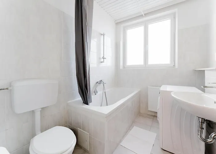 Feworld Living - Center *