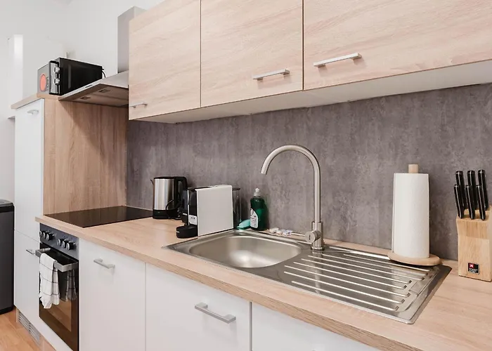 Feworld Living - Center Appartamento