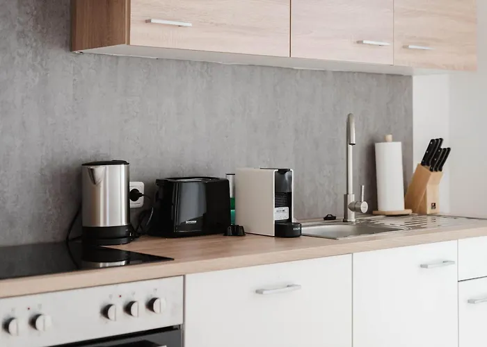 Feworld Living - Center شقة