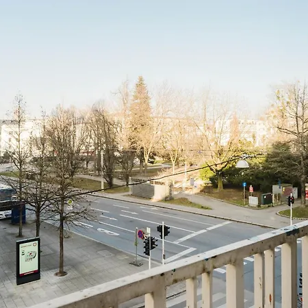 Feworld Living - Center Апартаменты